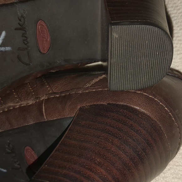 Clarks Active Air Heeled Mary Janes - Picture 9 of 9